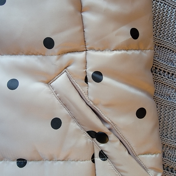 Polka Dot Puffer Vest - Picture 5 of 5